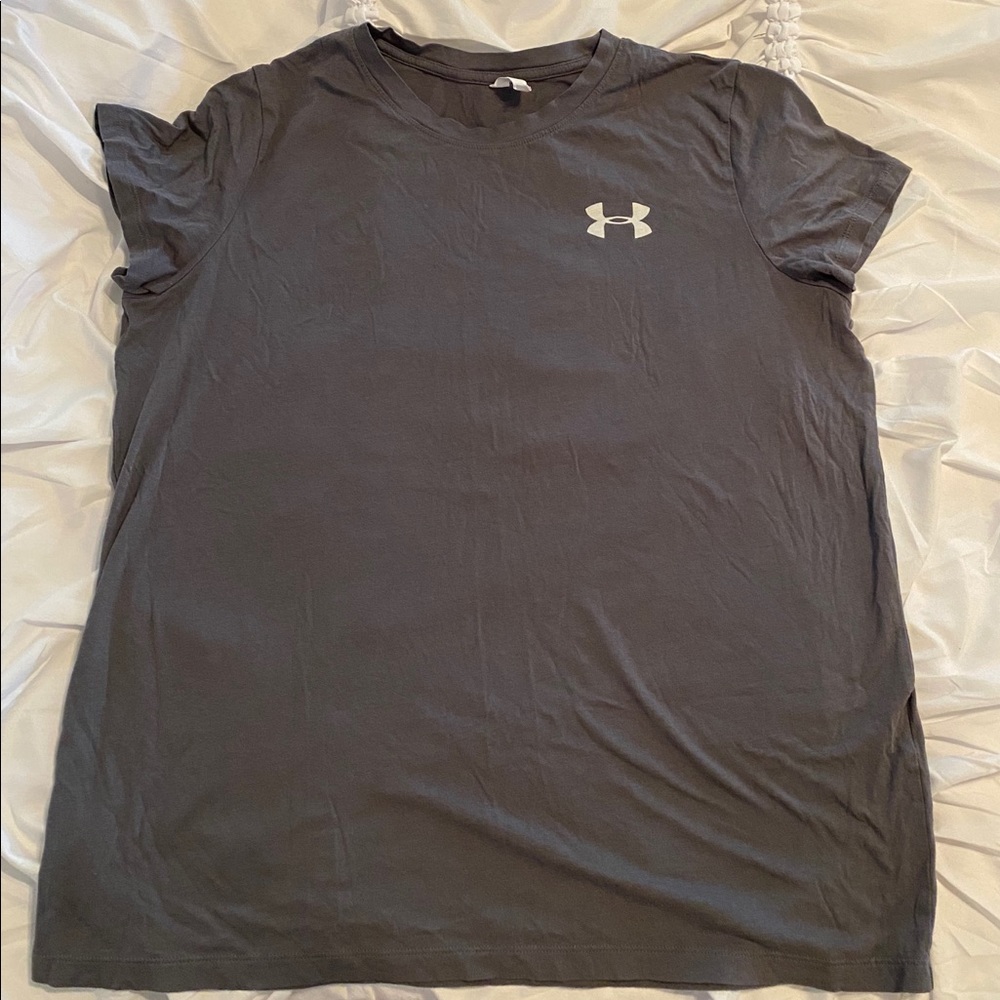 Under armour tshirt
